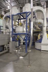 Cablevey assure l'acheminement des grains vers le torréfacteur Probat-Burns d'Apffel's Coffee à Santa Fe Springs, en Californie.